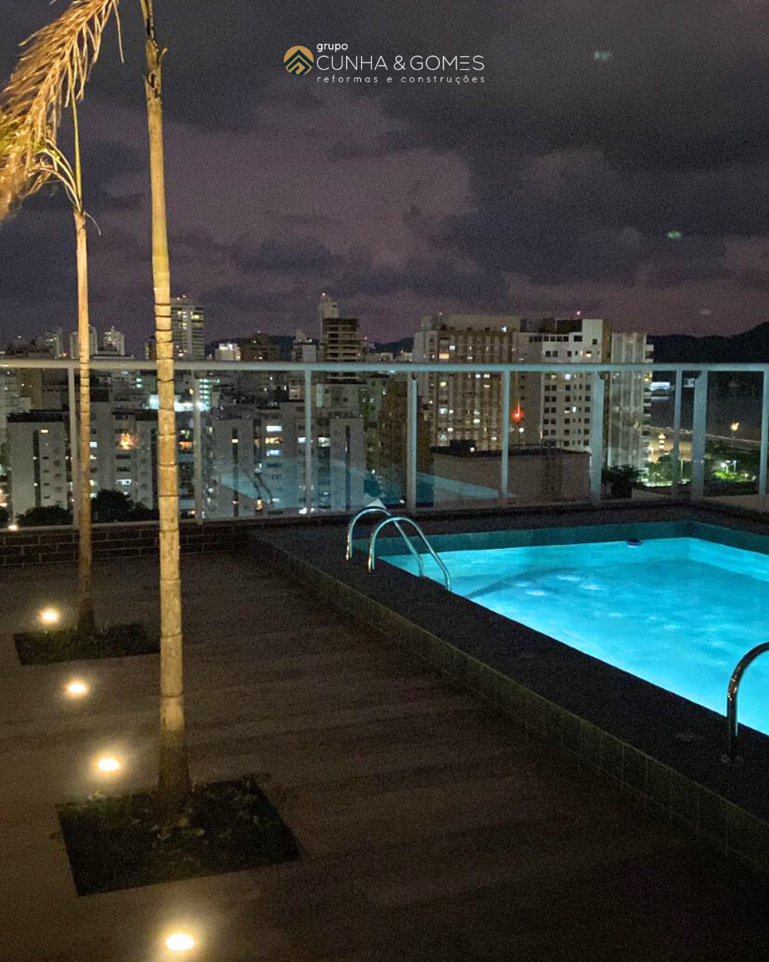 Assentamento de piso, revestimento no terraço (lobby) e na área da piscina